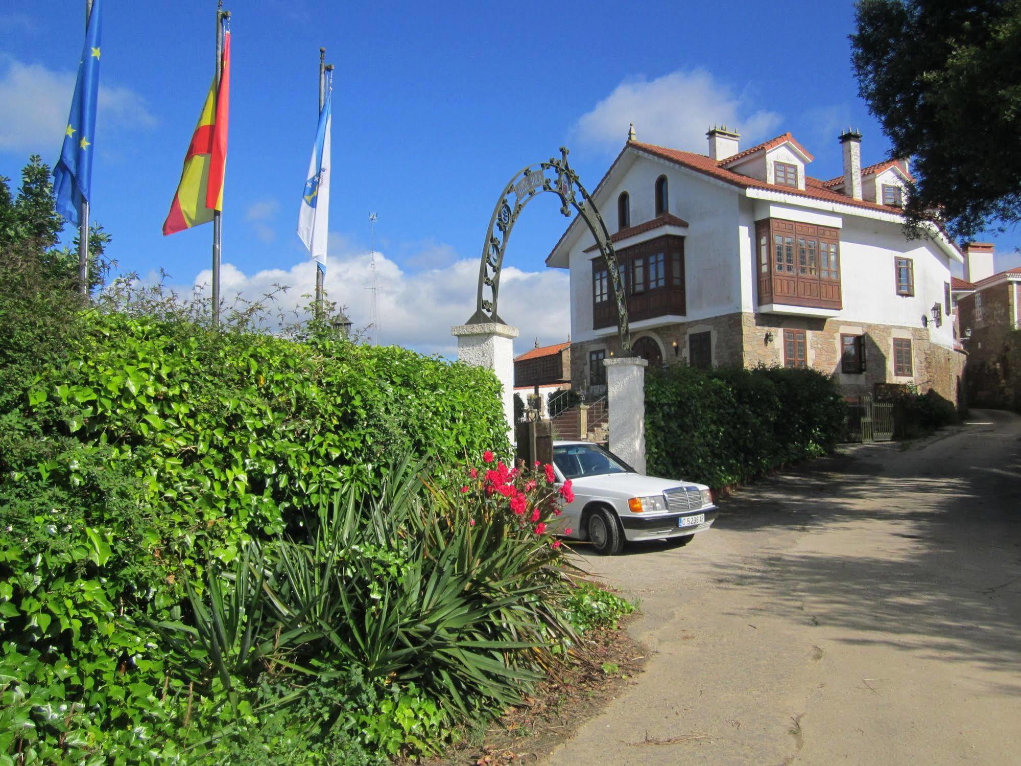 Hotel Mar De Queo Carballo Exteriör bild