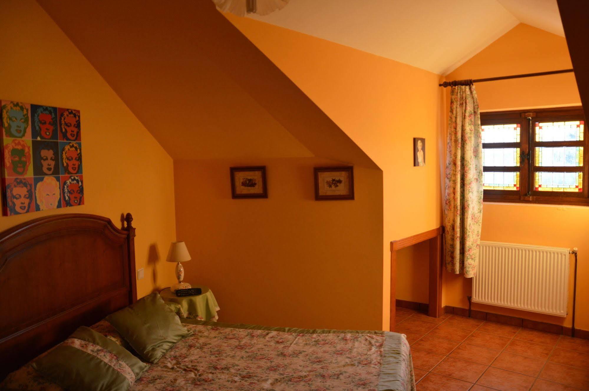 Hotel Mar De Queo Carballo Exteriör bild